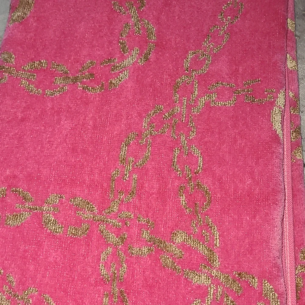 Juicy Couture Pink Towel Set with Gold Accents